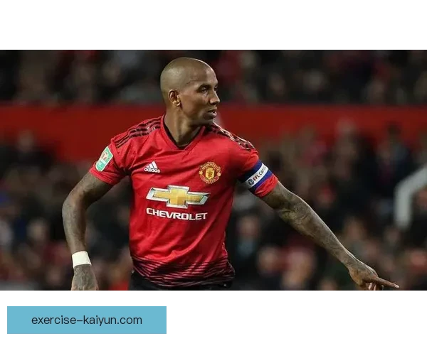 阿什利扬边路风格表现稳健，继续为球队贡献力量